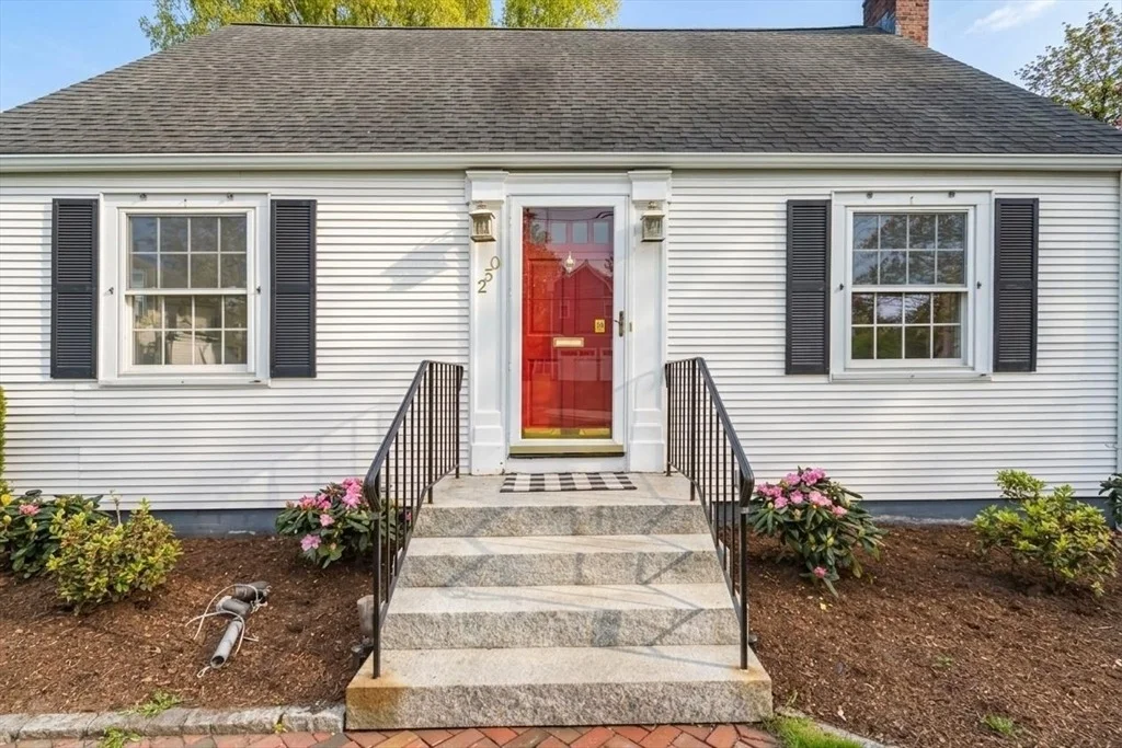 Photo of 250 Bacon St