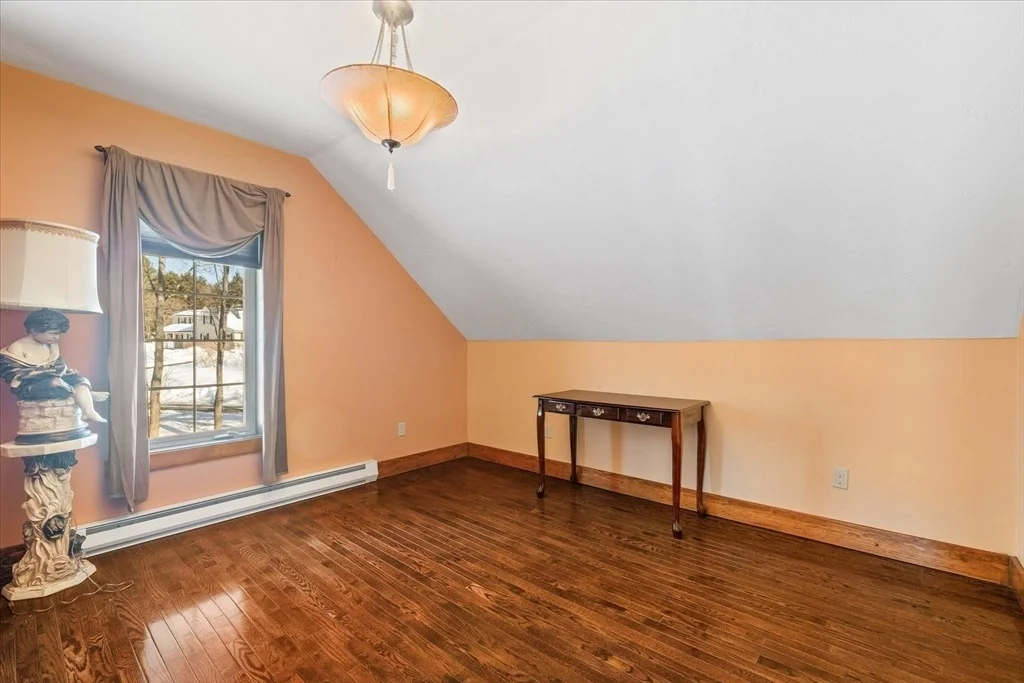 Photo of 110 Minebrook Rd