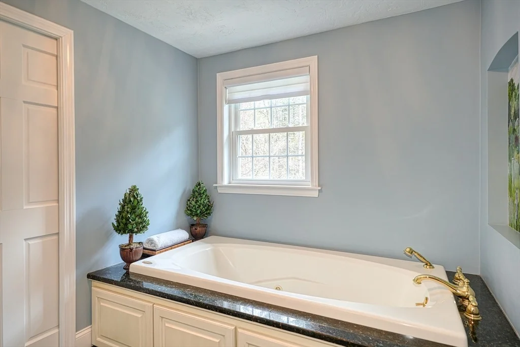 Photo of 391 Concord Rd