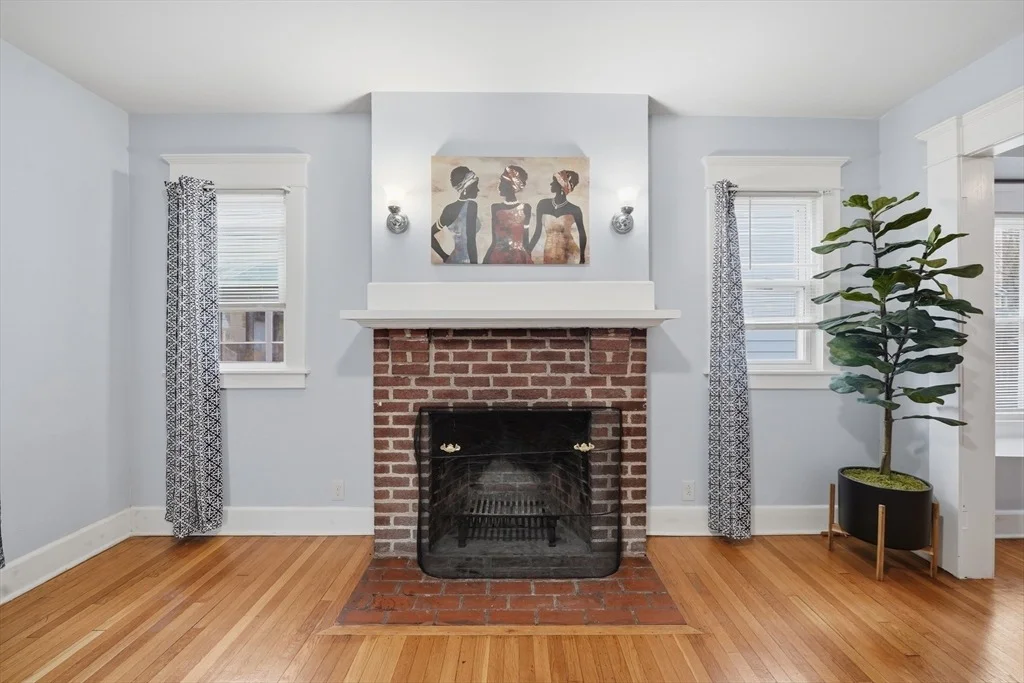 Photo of 115 Pasadena St