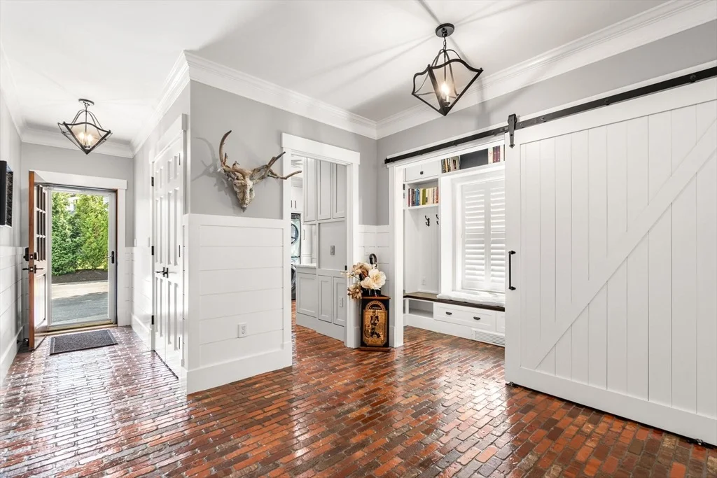 Photo of 1722 Monument St