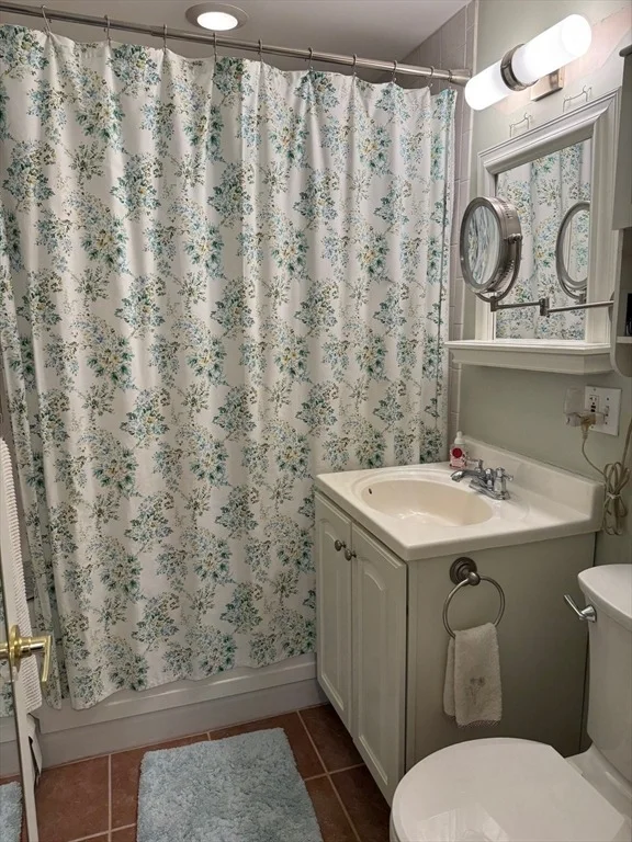 Photo of Unit 8 at A3 Colonial Dr