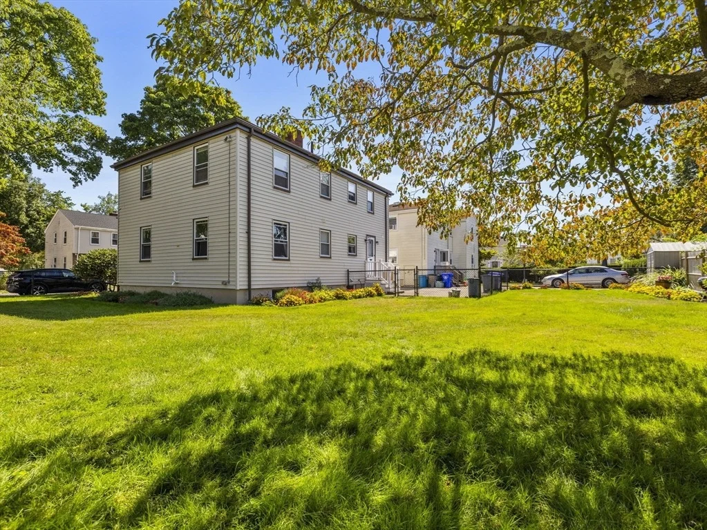 Photo of 6 Newcroft Cir