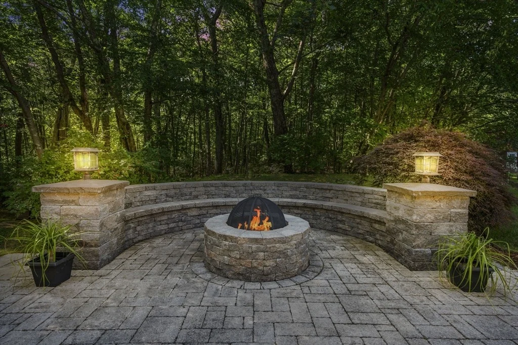 Photo of 6 Crockett Cir