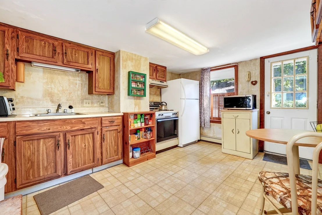 Photo of 79 Maple Street