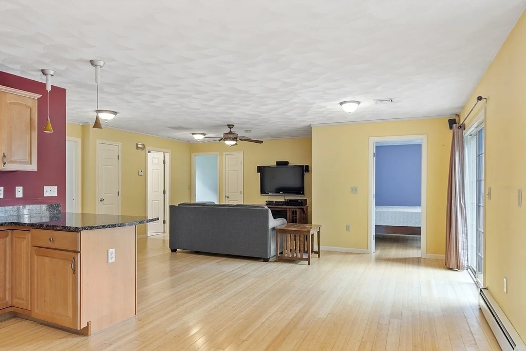 Photo of 5 Hoover Ave