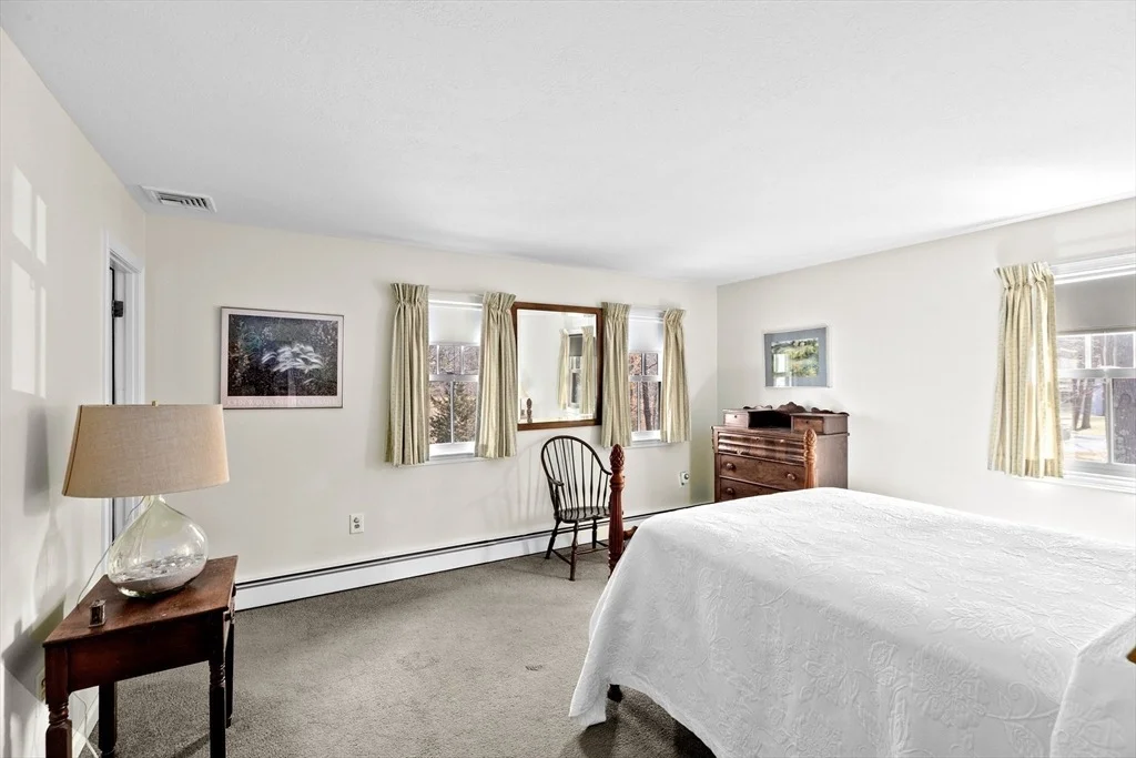 Photo of 12 Andrew Isle Rd