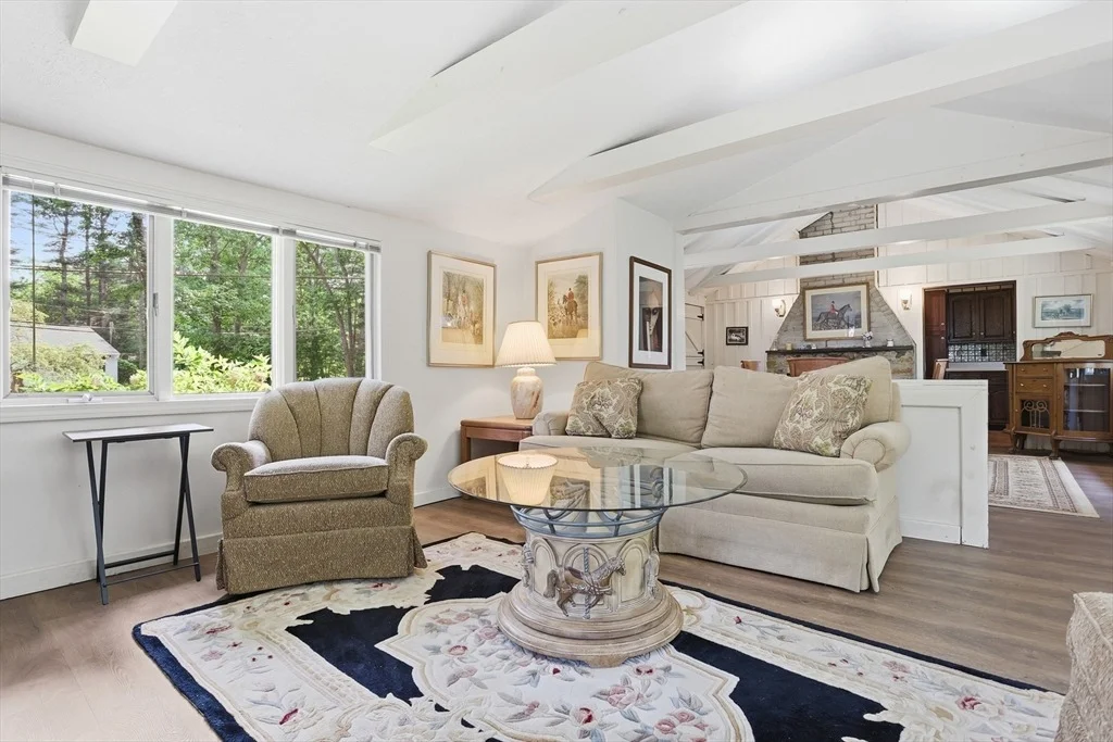 Photo of 24 Forest Rd
