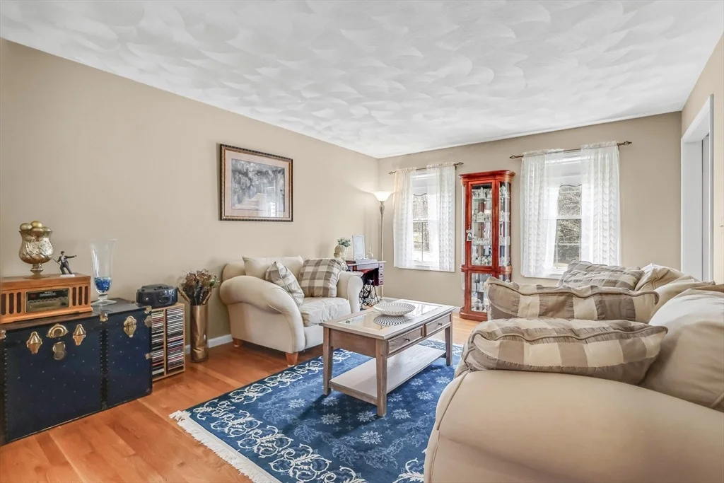 Photo of 3 Hillview Drive
