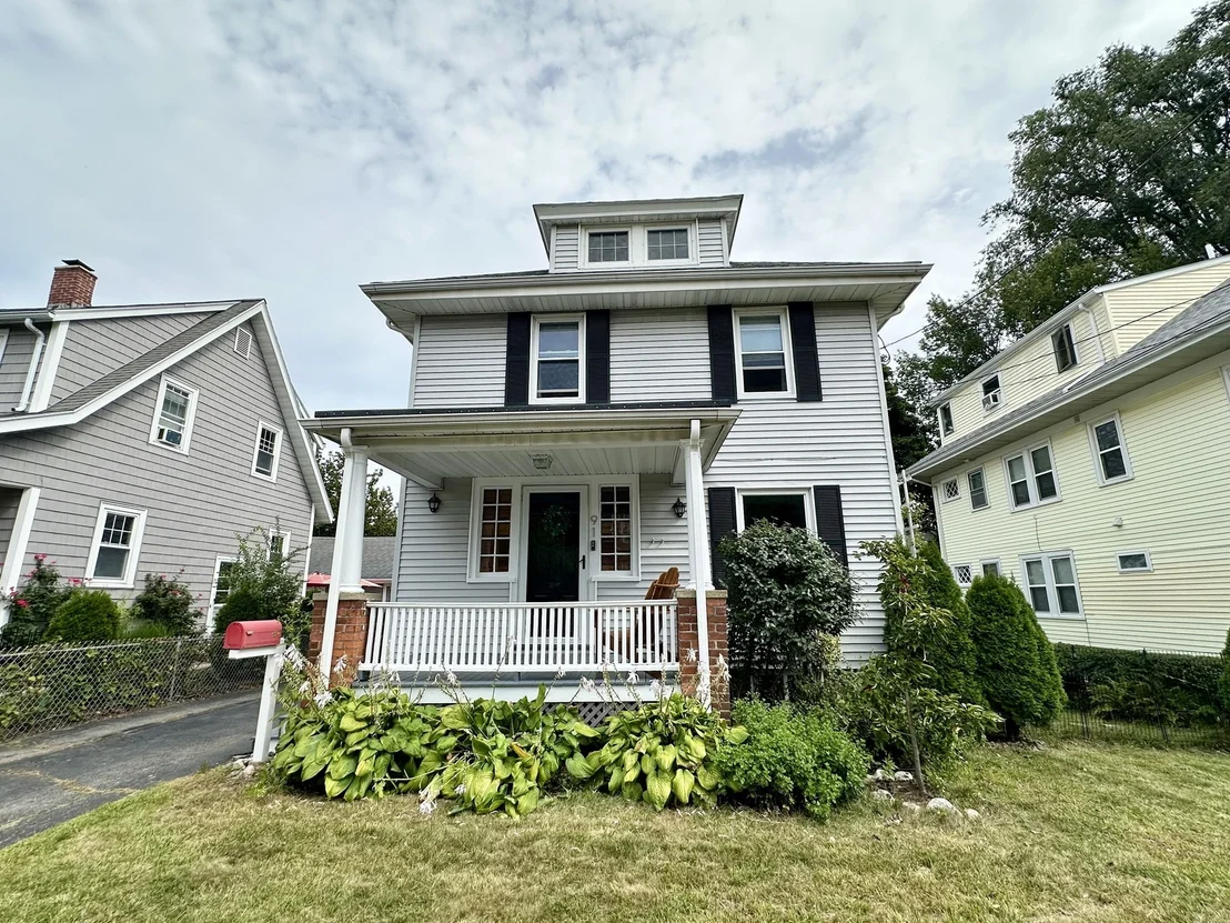 Photo of 91 Davis St