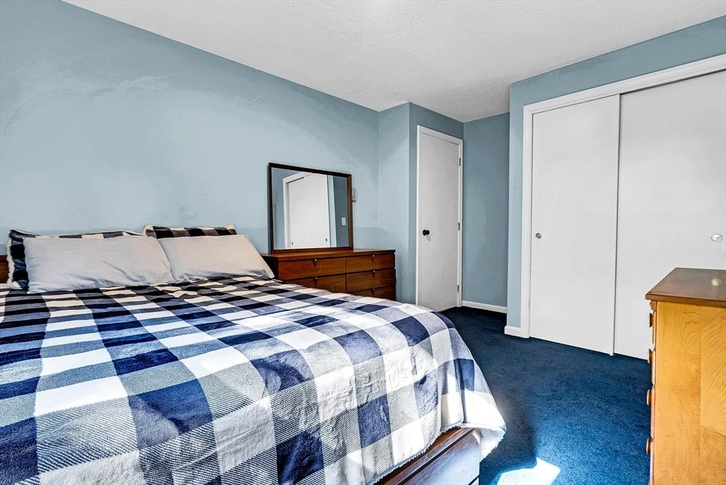 Photo of 102 Lower Gore Rd