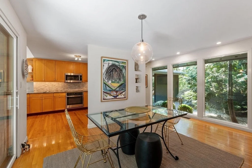 Photo of 221 Pope Rd