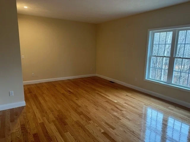 Photo of 295 Crownshield Ave