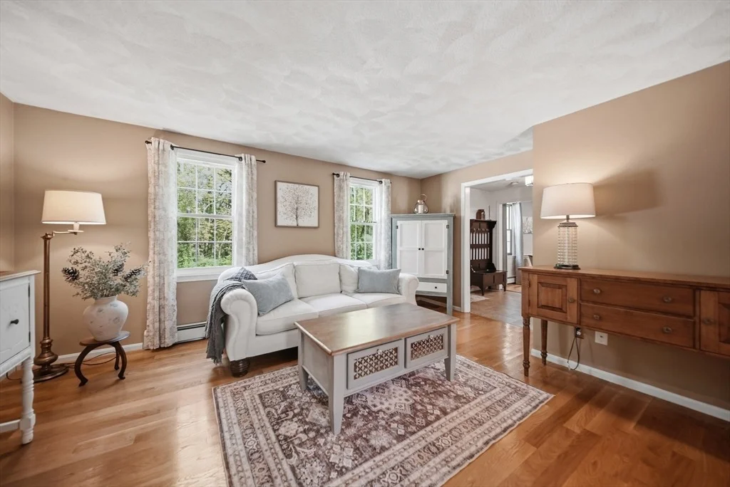 Photo of 16 Parsonage Hill Rd