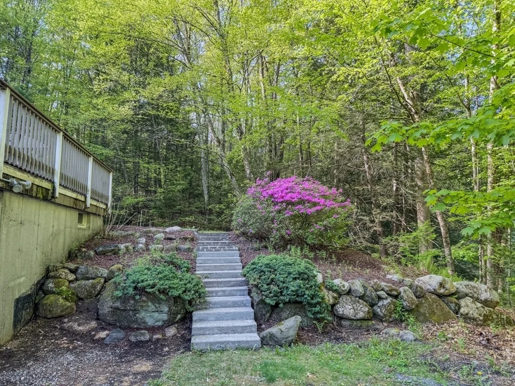 Photo of 77 Old Turnpike Road