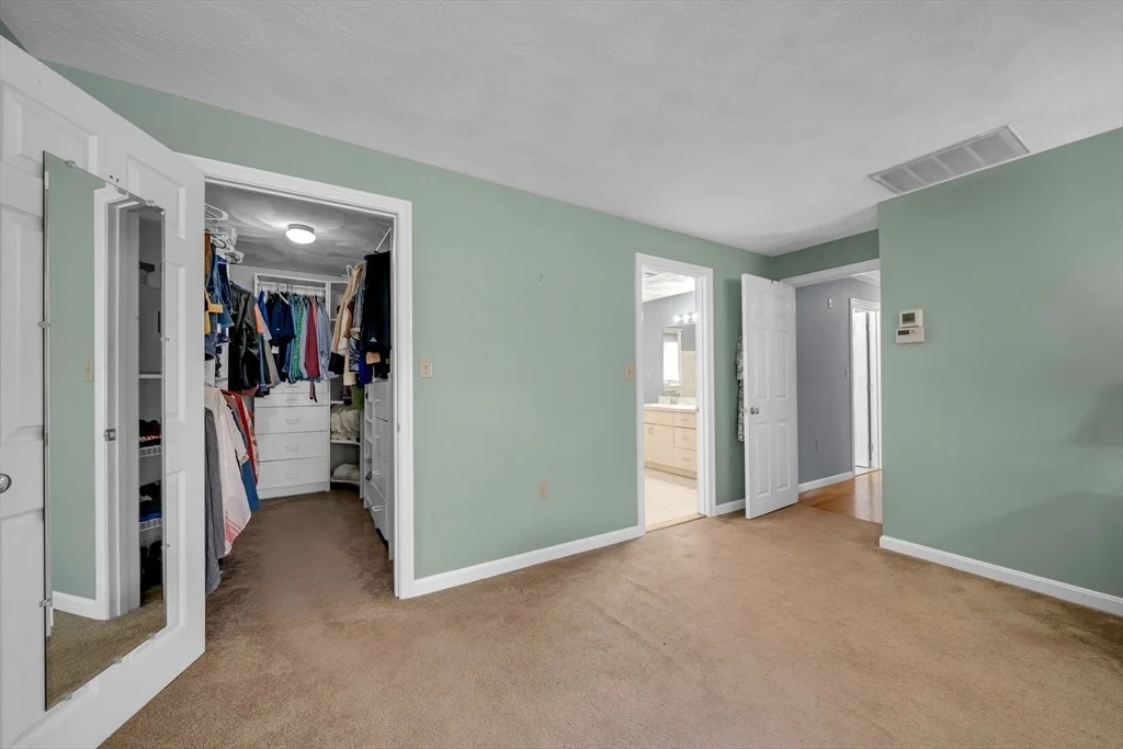 Photo of 315 Candlestick Rd