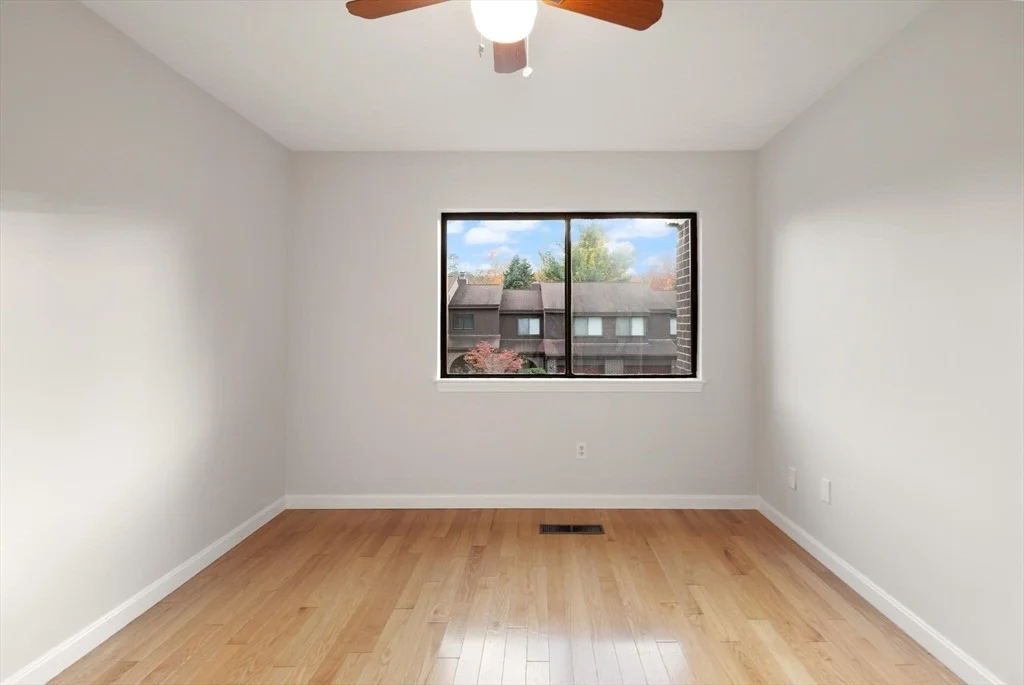 Photo of Unit 21 at 21 Hawthorne Circle