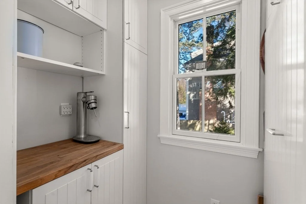 Photo of 103 Oak St