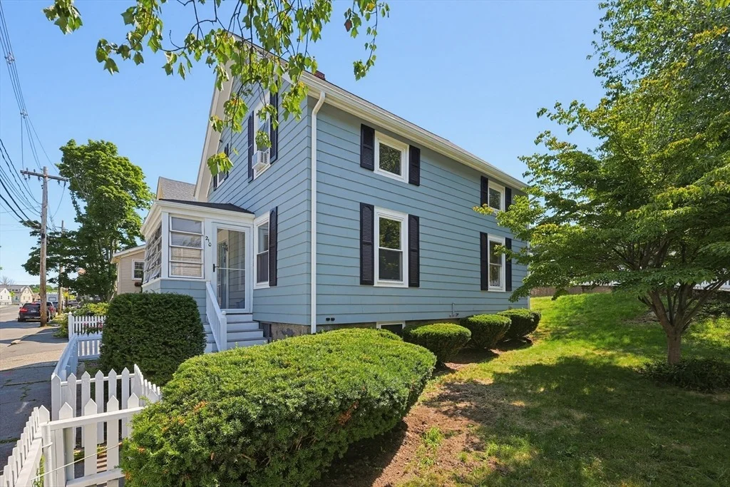 Photo of 210 Pleasant Street