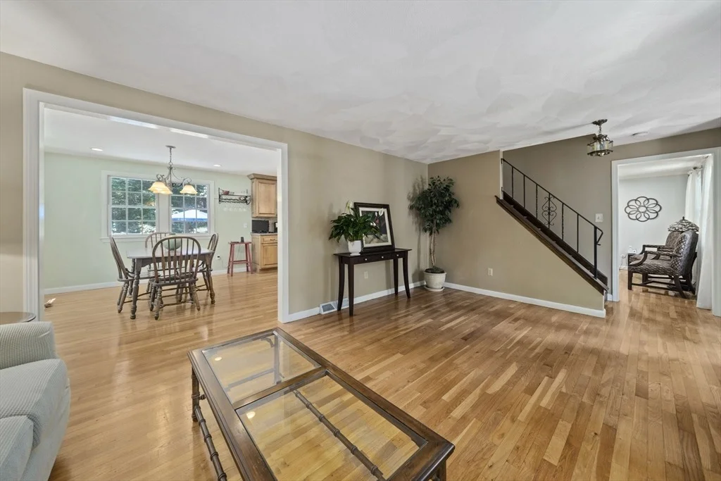 Photo of 6 Morningside Ln