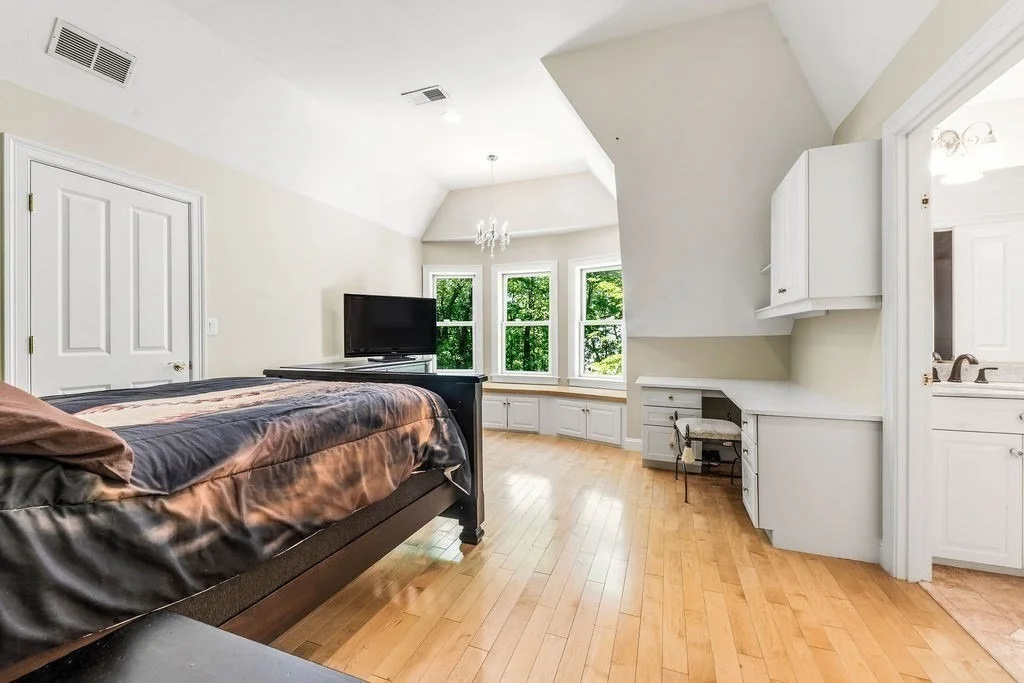 Photo of 11 Windsor Dr