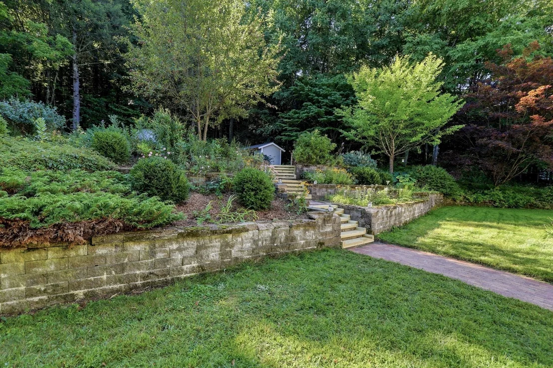 Photo of 87 Montague Rd