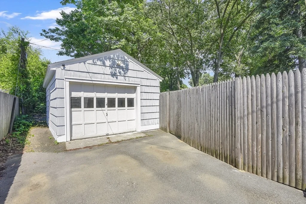 Photo of 267 Connecticut Ave
