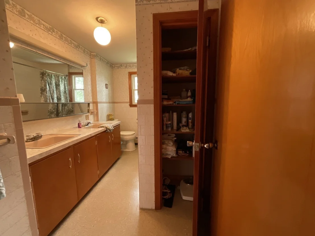 Photo of 33 Rand Ave