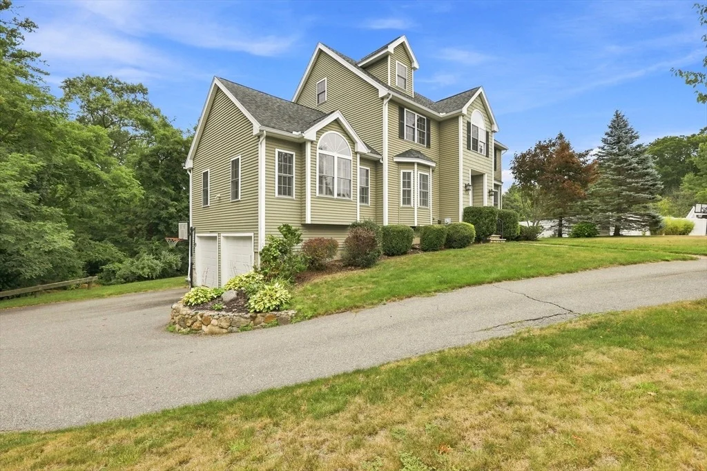 Photo of 3 Arborcrest Rd