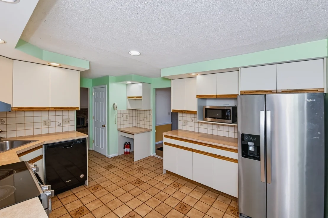 Photo of 14 Cunningham Dr