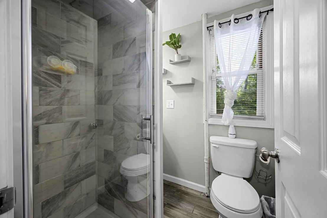 Photo of 1100 Roosevelt Ave