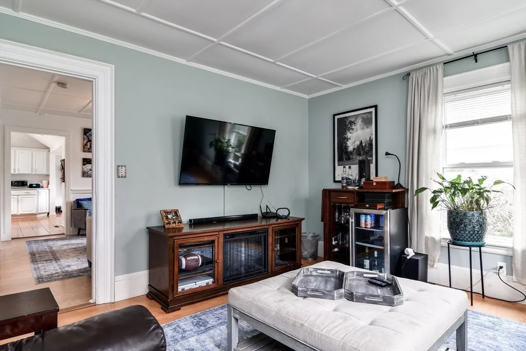 Photo of 10 Forest Ave