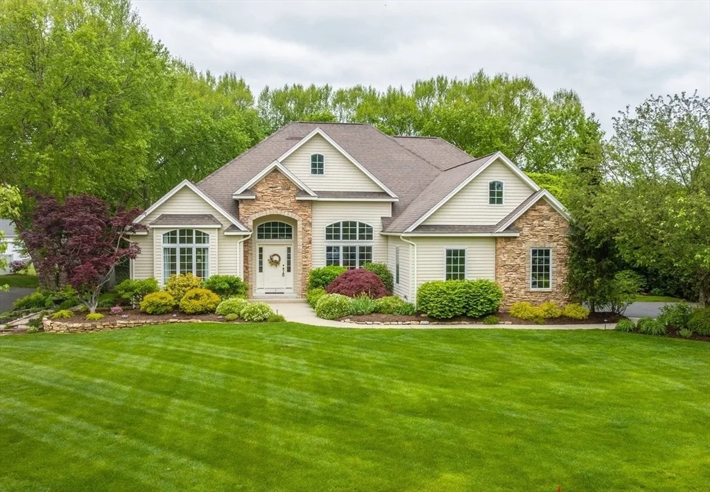 Photo of 7 Brimfield Way