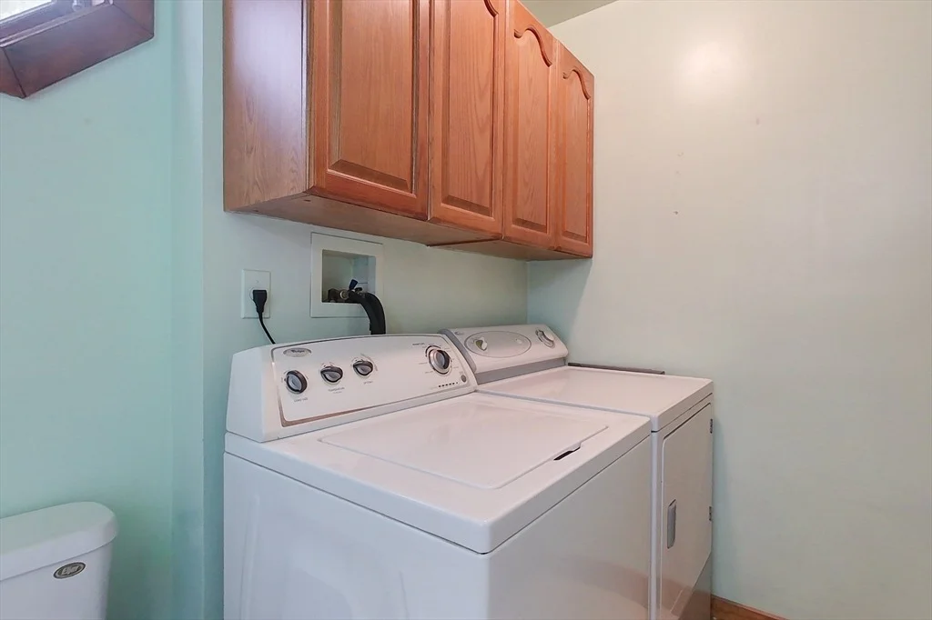 Photo of 321 Main St