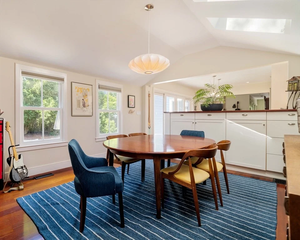 Photo of 2 Maple Pl