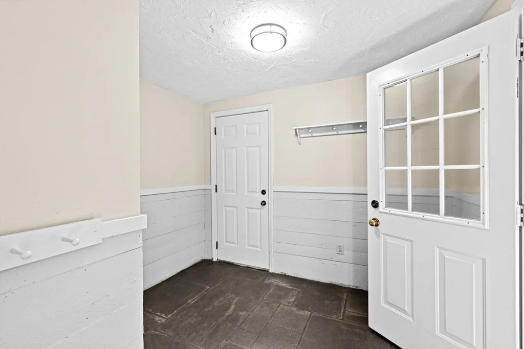 Photo of 87 Deborah Road