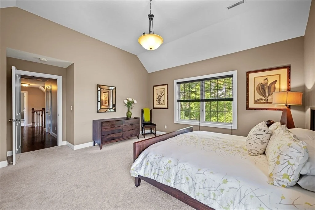 Photo of 103 Wenham Rd