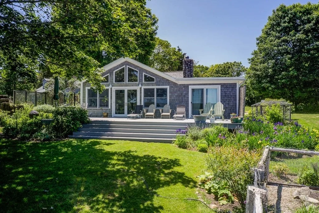 Photo of 1518 Drift Road