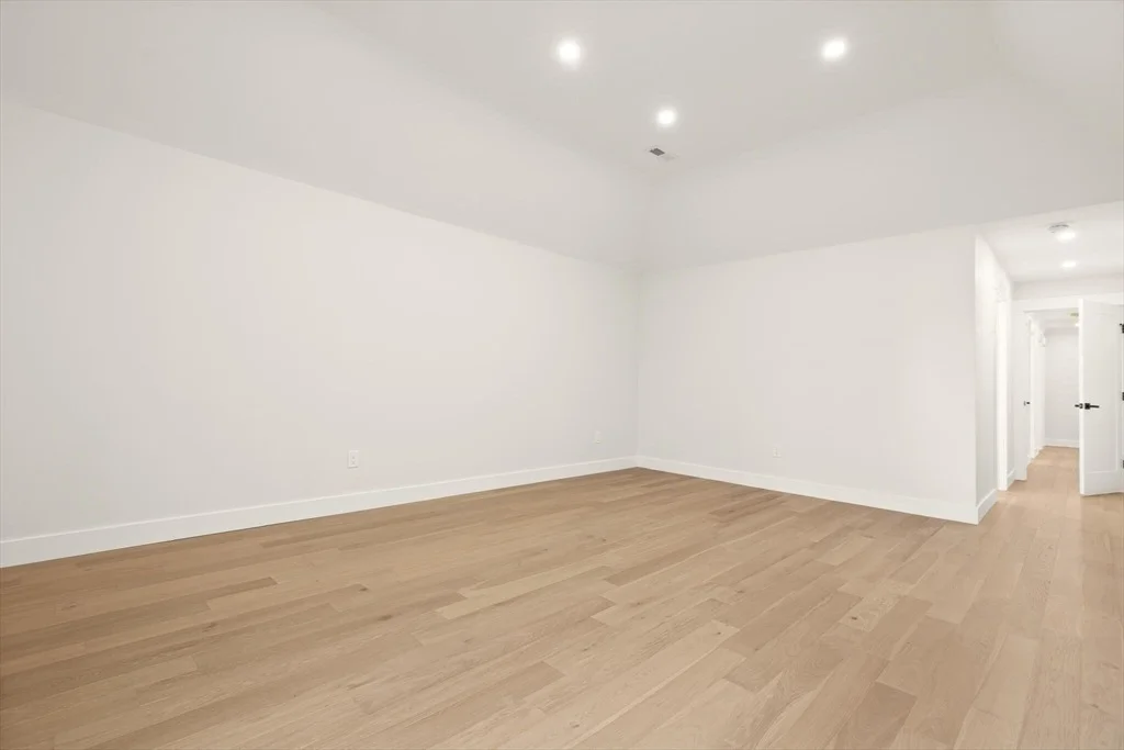 Photo of 44 Buffington St