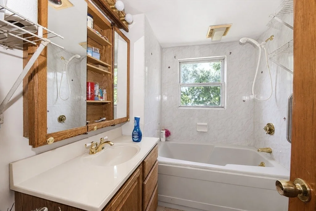 Photo of 23 Badger Rd