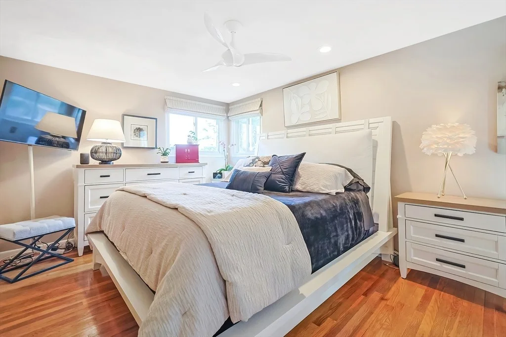 Photo of 33 Debra Lane
