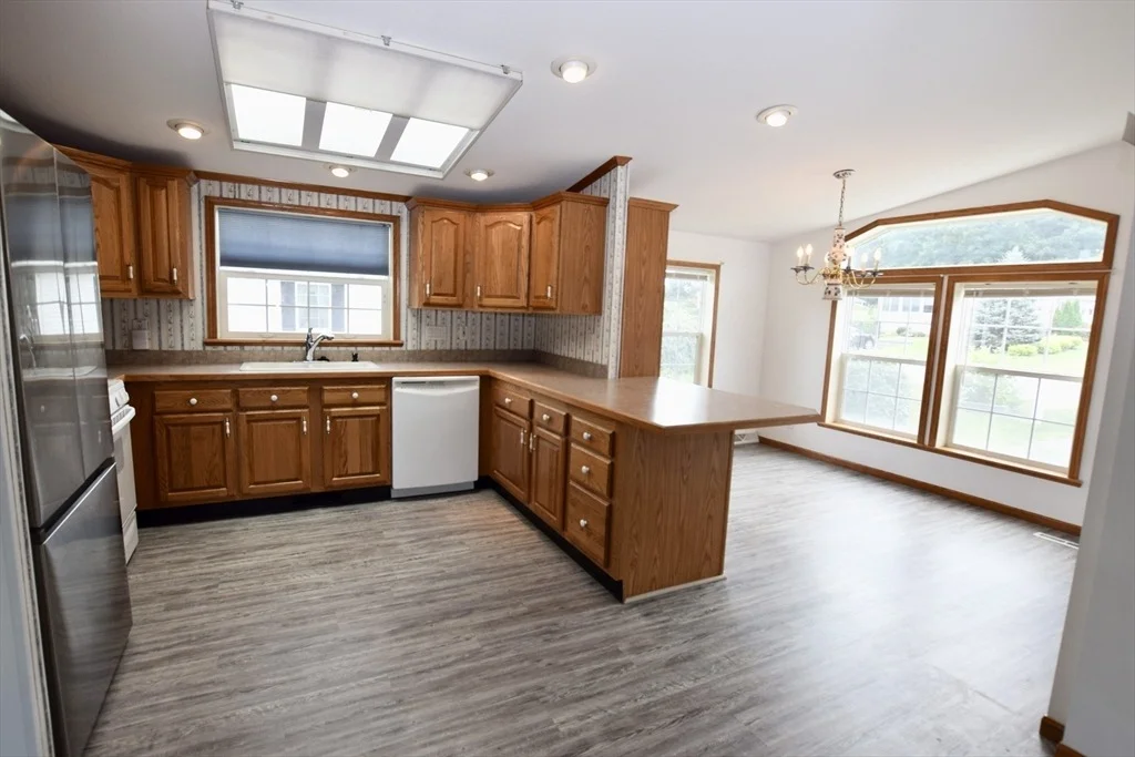 Photo of 29 Lyn Ln.