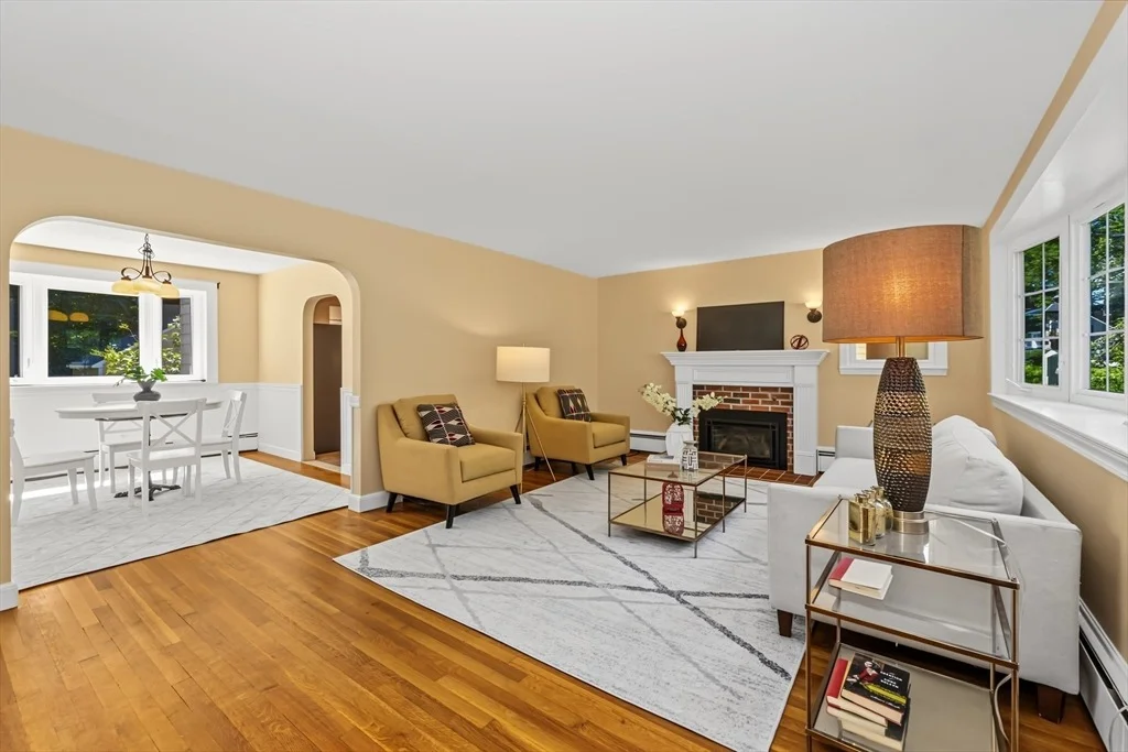 Photo of 661 Common Street