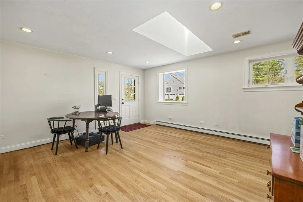 Photo of 3 Christopher Ln