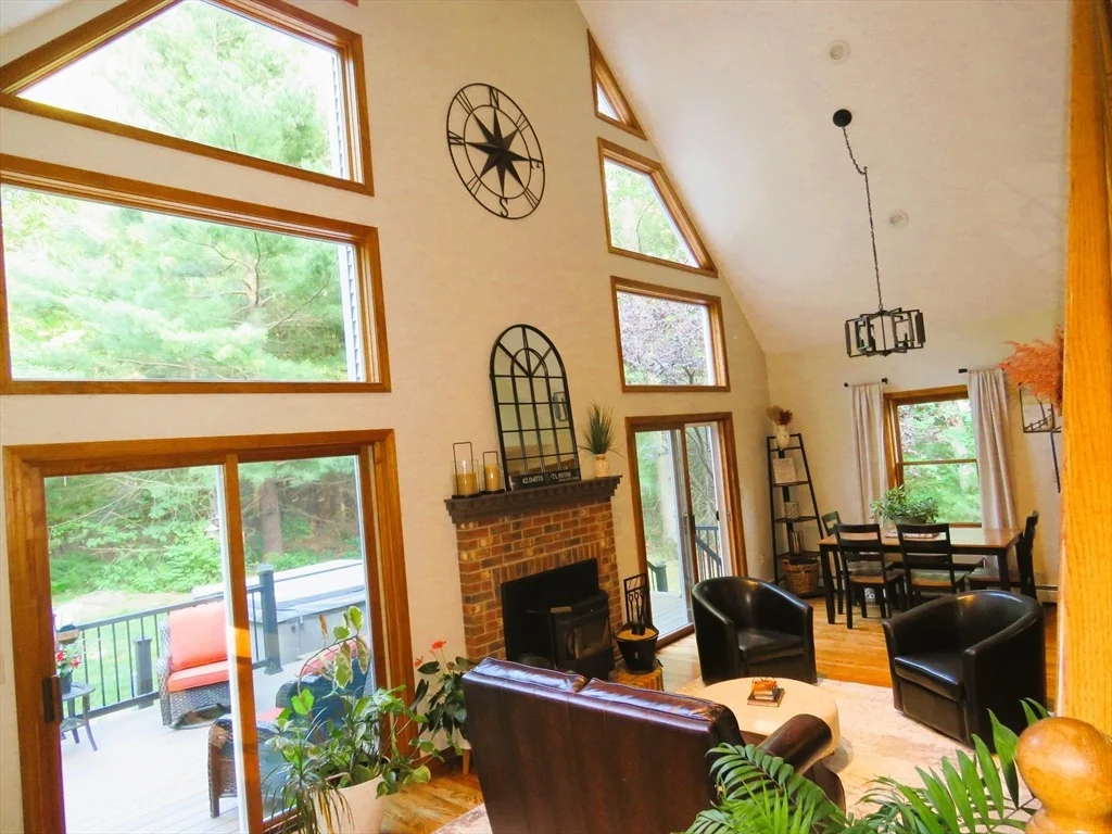 Photo of 14 Circle Dr