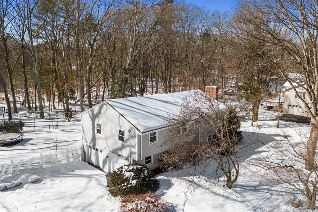 Photo of 7 Dean Cir