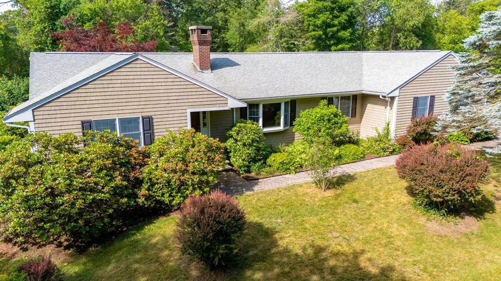 Photo of 275 Summer St