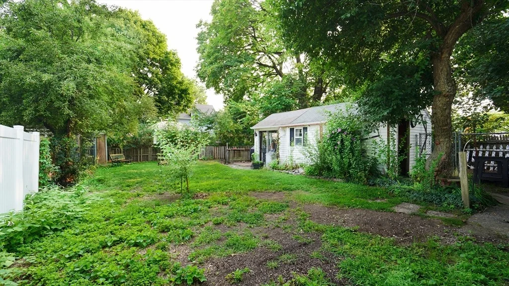 Photo of 37 School St