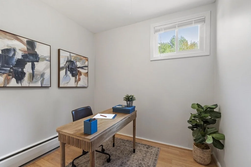 Photo of 6 Black Horse Dr