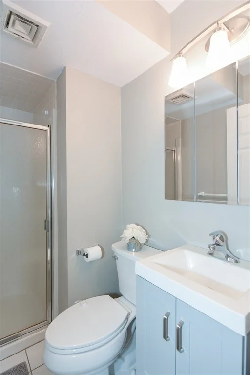 Photo of Unit D at 21 Wall St